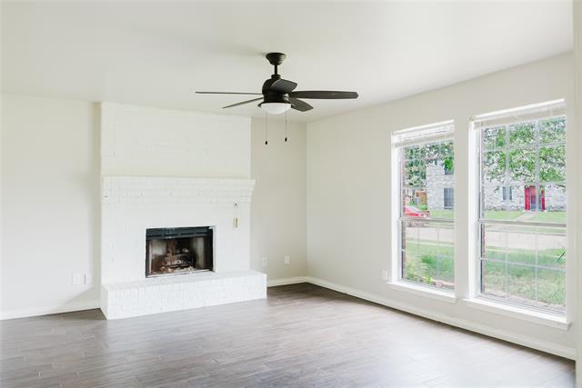 2637 Austin Dr in Mesquite, TX - Foto de edificio - Building Photo