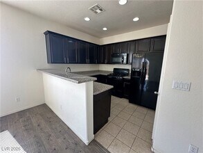 4509 Lime Straight Dr in Las Vegas, NV - Foto de edificio - Building Photo