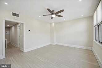 2308 E Allegheny Ave in Philadelphia, PA - Building Photo - Building Photo