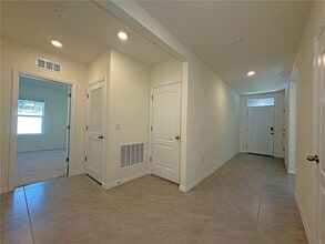 2920 Blackburn Ave in Deltona, FL - Building Photo - Building Photo