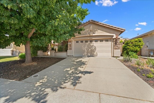 property at 312 Lone Spur Dr