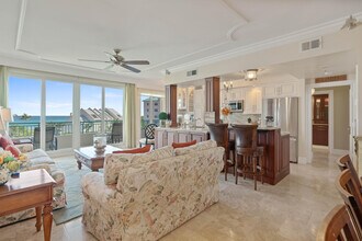 2000 Jimmy Buffett Mem Hwy in Jupiter, FL - Building Photo - Building Photo