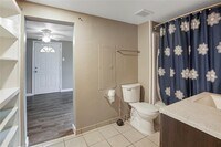 4560 Dunnam Rd photo'