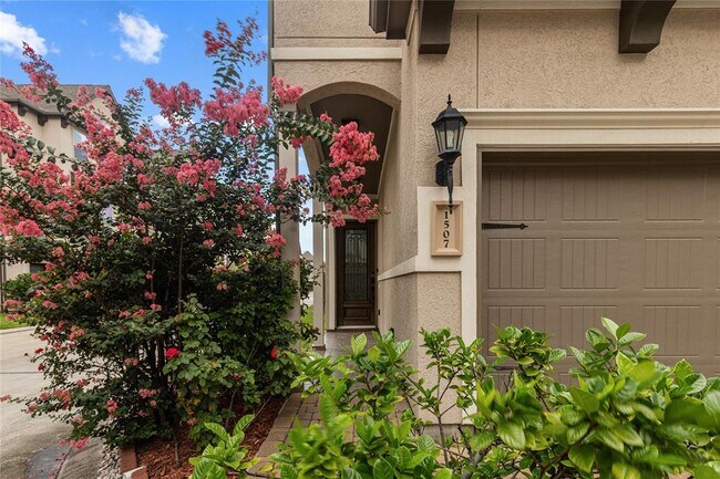 1507 Peyton Oaks Pl in Houston, TX - Building Photo - Building Photo
