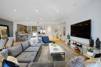 120 Park Ave in Hoboken, NJ - Building Photo - Building Photo