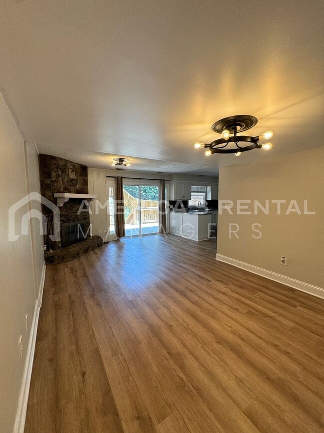 769 Cahaba Manor Trail in Pelham, AL - Building Photo - Building Photo