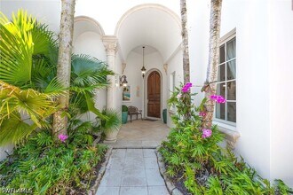 4661 Via Ravenna in Bonita Springs, FL - Building Photo - Building Photo