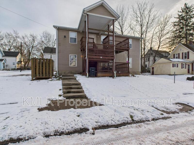 288 Cross St in Akron, OH - Building Photo