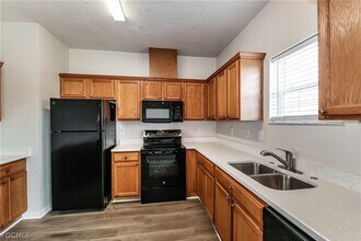 4318 9th St W in Lehigh Acres, FL - Building Photo - Building Photo