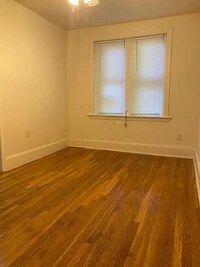 754 Huntington Ave photo'