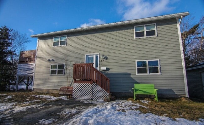 property at 42 Waterford Heights N