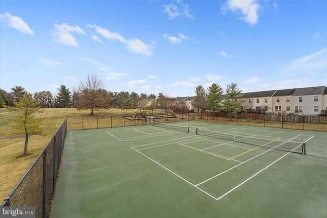 9228 Acer Ln in Manassas, VA - Foto de edificio - Building Photo