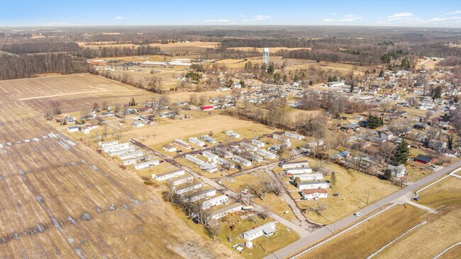 430 W Fairground Ave in Osgood, IN - Building Photo - Building Photo