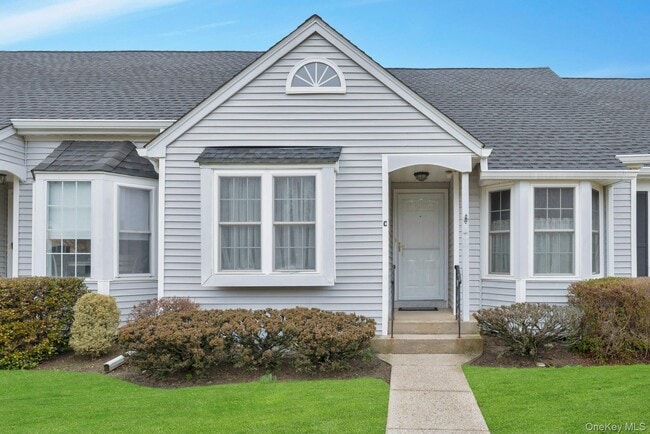 property at 2555 Youngs Ave