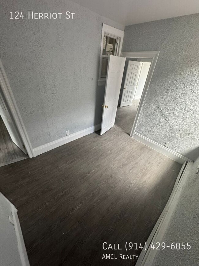 property at 124 Herriot St