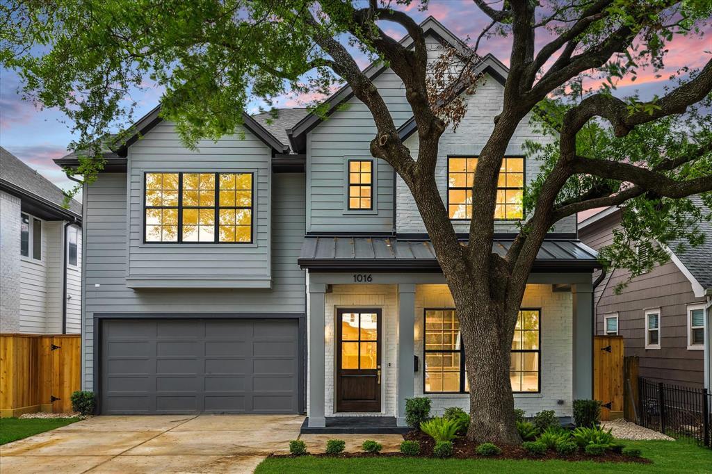 1016 Alexander St in Houston, TX - Building Photo