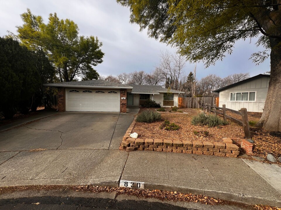 830 Bollard Ct in Vacaville, CA - Building Photo