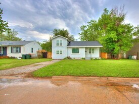 1800 Hampton Rd in Del City, OK - Building Photo