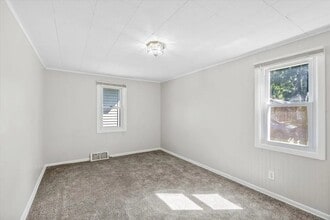 928 8th Ave S in South St. Paul, MN - Building Photo - Building Photo