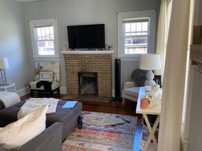 306 Lewis St in Greenville, NC - Building Photo - Building Photo