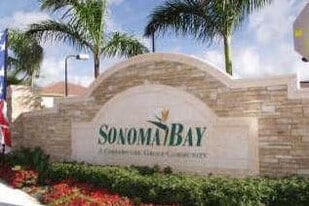 1927 Gardenia Ct in Riviera Beach, FL - Building Photo