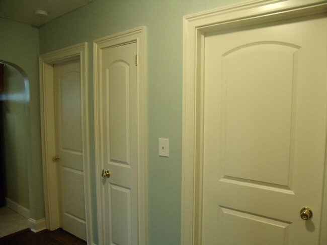 property at 1840 Avon Ave SW