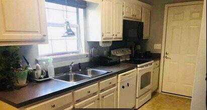 2922 Temperance Dr in Myrtle Beach, SC - Building Photo - Building Photo