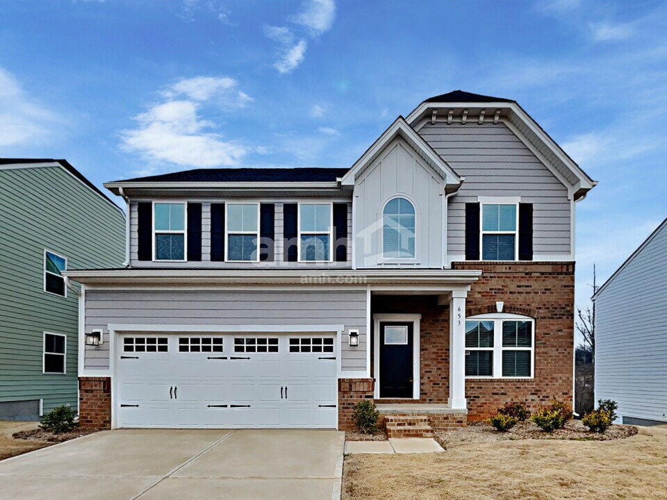 653 Hamilton Park Dr in Denver, NC - Building Photo