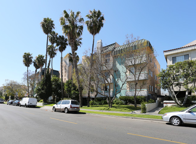 Marina Palms in Los Angeles, CA - Building Photo - Building Photo