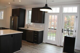 904 N Buchanan Ct in Arlington, VA - Building Photo - Building Photo