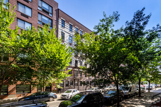 Renaissance East Condos in New York, NY - Building Photo - Building Photo