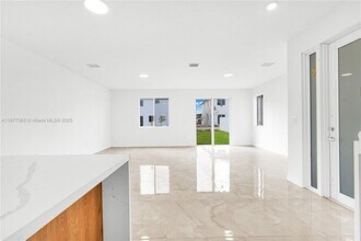 22511 SW 125th Ave in Goulds, FL - Building Photo - Building Photo