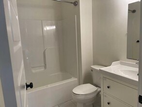 49 Nebraska St in Asheville, NC - Building Photo - Building Photo