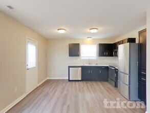 1619 Prairieview Ln in Greenfield, IN - Building Photo - Building Photo