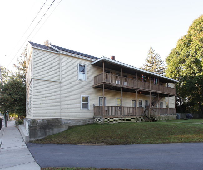 87 Broadway in Fort Edward, NY - Building Photo - Building Photo