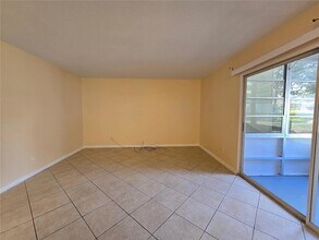 561 Fairways Cir, Unit A in Ocala, FL - Building Photo - Building Photo