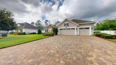 463 Oxford Estates Way in Saint Johns, FL - Building Photo - Building Photo