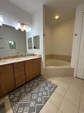 127 Riverwalk Cir W in Plantation, FL - Building Photo - Building Photo