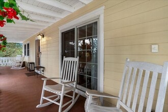 1615 Olinda Rd in Makawao, HI - Building Photo - Building Photo