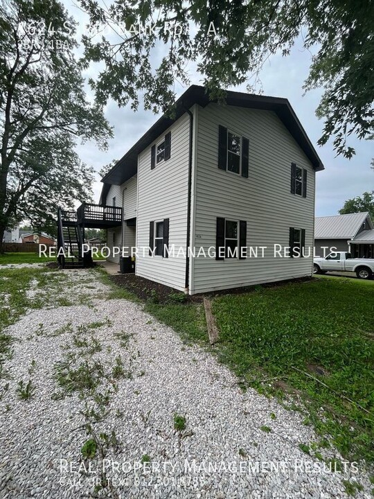 1624 S Red Bank Rd in Evansville, IN - Building Photo