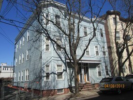 5-9 Marcella St in Cambridge, MA - Building Photo