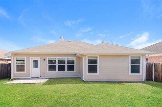 1613 Audrey Dr in Royse City, TX - Foto de edificio - Building Photo