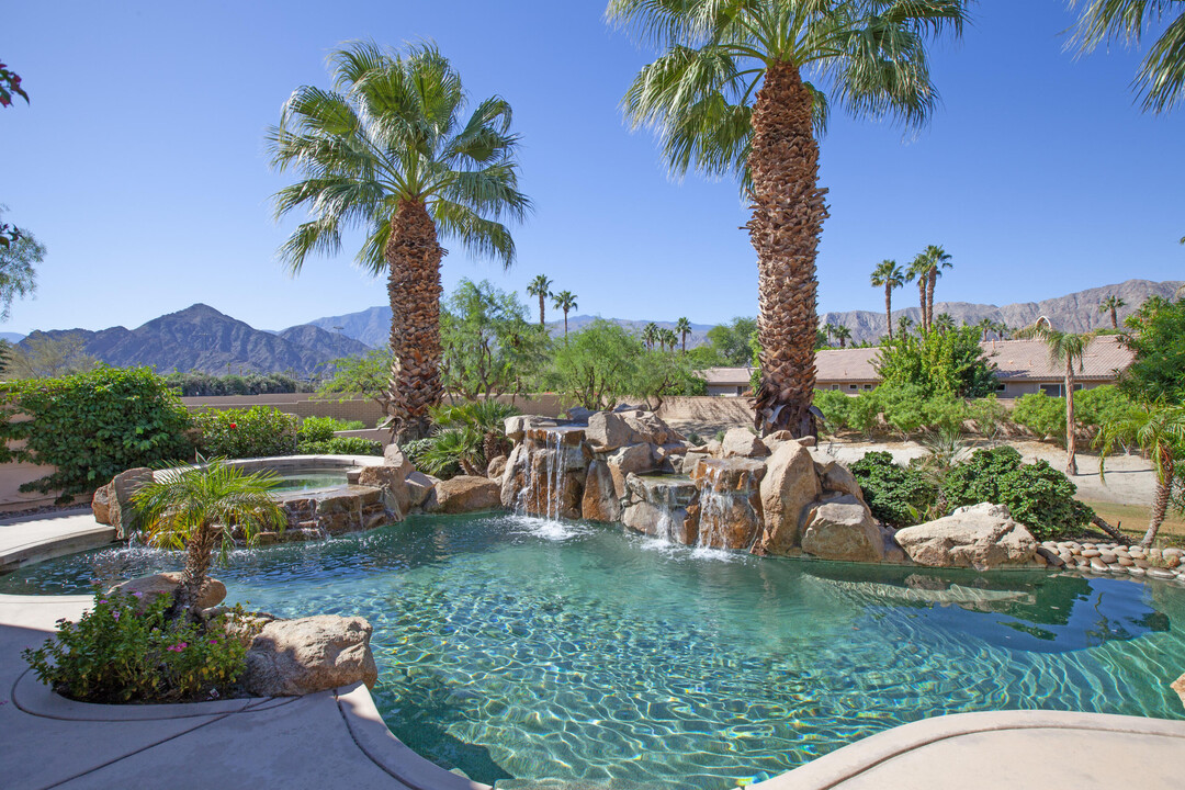 79095 Mission Dr W in La Quinta, CA - Building Photo