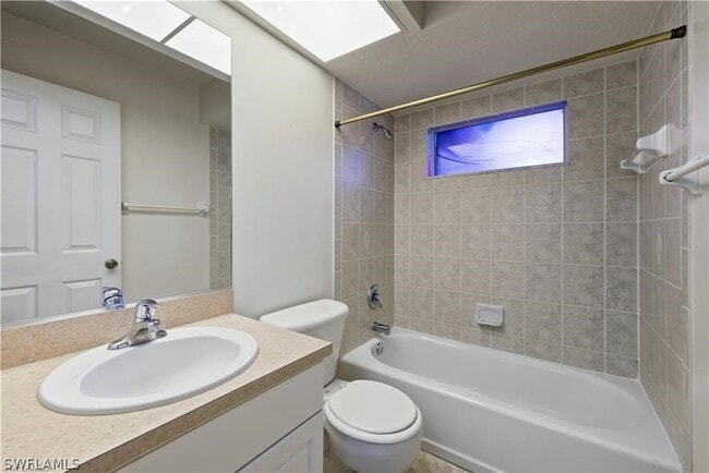 property at 826 SE 5th Ct