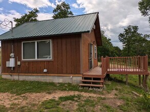 280 Co Rd 3380 in Clarksville, AR - Building Photo - Building Photo