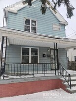 13113 Benwood Ave in Cleveland, OH - Building Photo