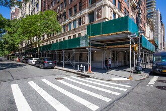 Seventy Five Central Park West in New York, NY - Building Photo - Building Photo