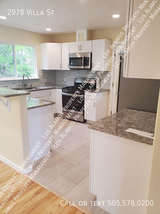 2978 Villa St in Los Alamos, NM - Building Photo