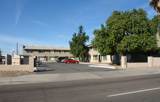 9228 N 7th Ave Apartments