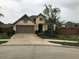 10407 Wittet Ct in Richmond, TX - Building Photo